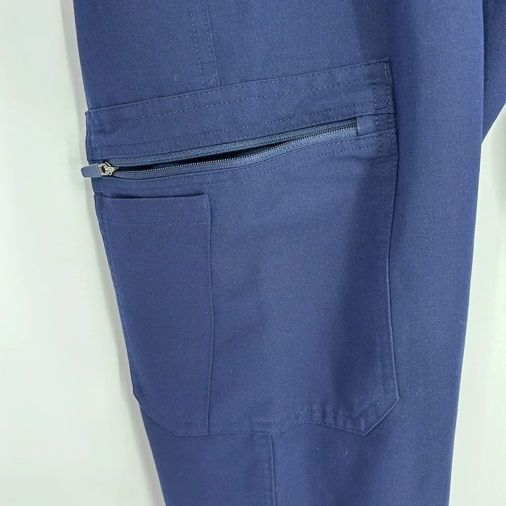 Figs Cairo Cargo Scrub Pants Men’s Size Large Short in Navy Blue - EUC!